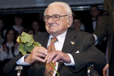 Nicholas_Winton_v_Phe_200111_resize.jpg