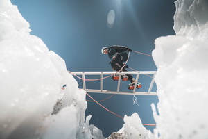 Everest resize